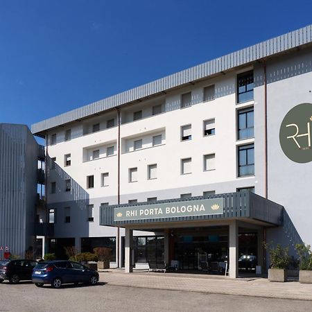 Hotel Rhi Porta Bologna Pieve di Cento Exterior foto